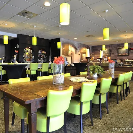 Tulip Hotel 3*