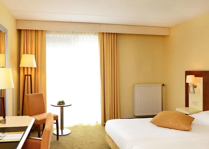 Tulip Hotel Leiderdorp